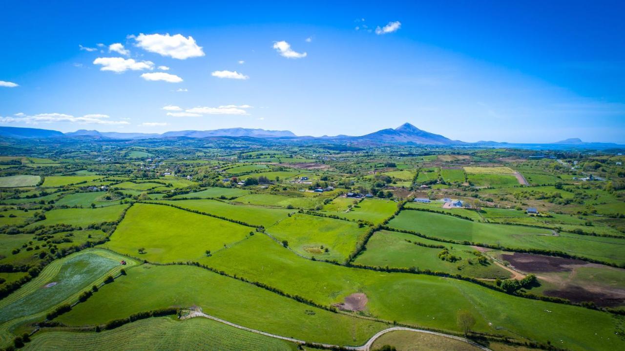 Вилла Westport Glamping At Doon Angus Farm Экстерьер фото